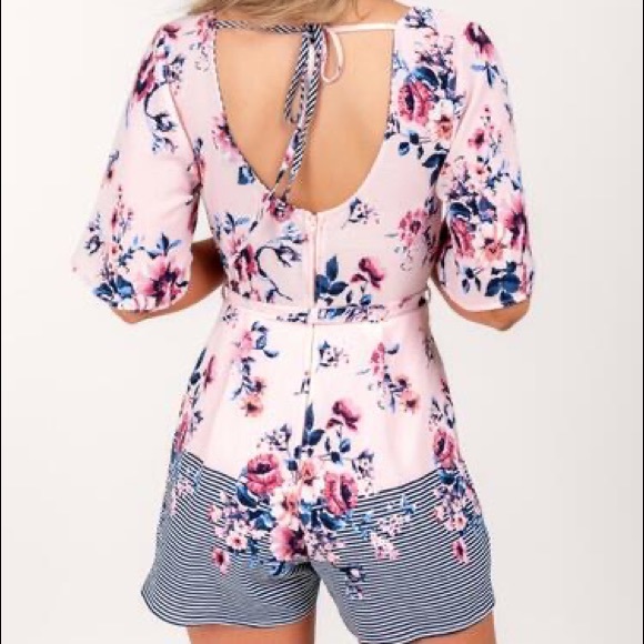 Trixxi Clothing Company Kristie Floral Surplice Romper | Size: M (Juniors) - Picture 3 of 6